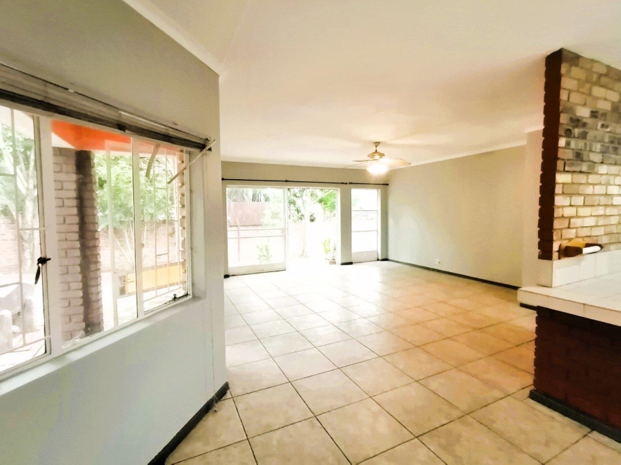 5 Bedroom Property for Sale in Pretoria North Gauteng