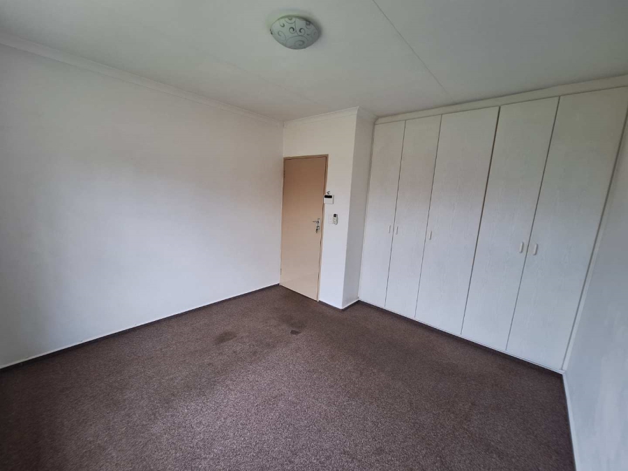 To Let 2 Bedroom Property for Rent in Roodepoort Gauteng
