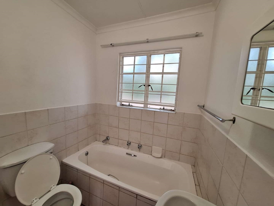 To Let 2 Bedroom Property for Rent in Roodepoort Gauteng