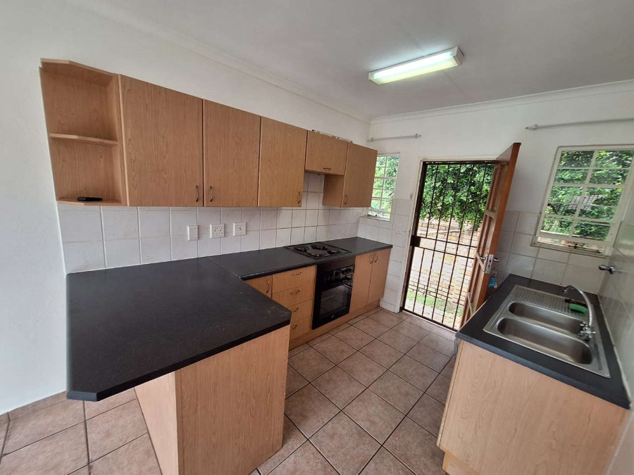 To Let 2 Bedroom Property for Rent in Roodepoort Gauteng