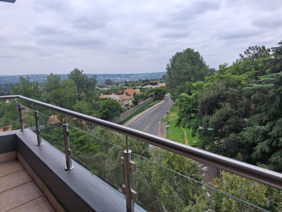 To Let 2 Bedroom Property for Rent in Benmore Gardens Gauteng