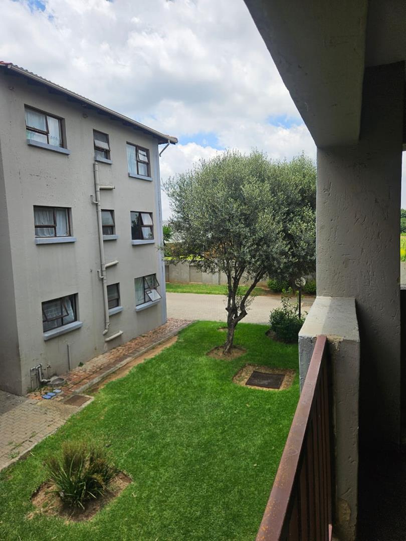2 Bedroom Property for Sale in Eveleigh Gauteng