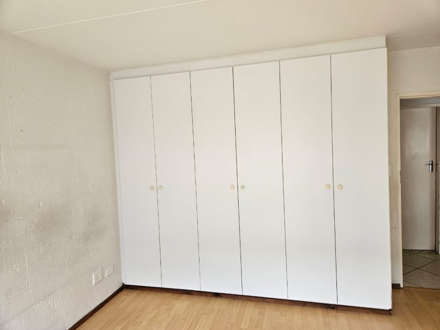 2 Bedroom Property for Sale in Eveleigh Gauteng