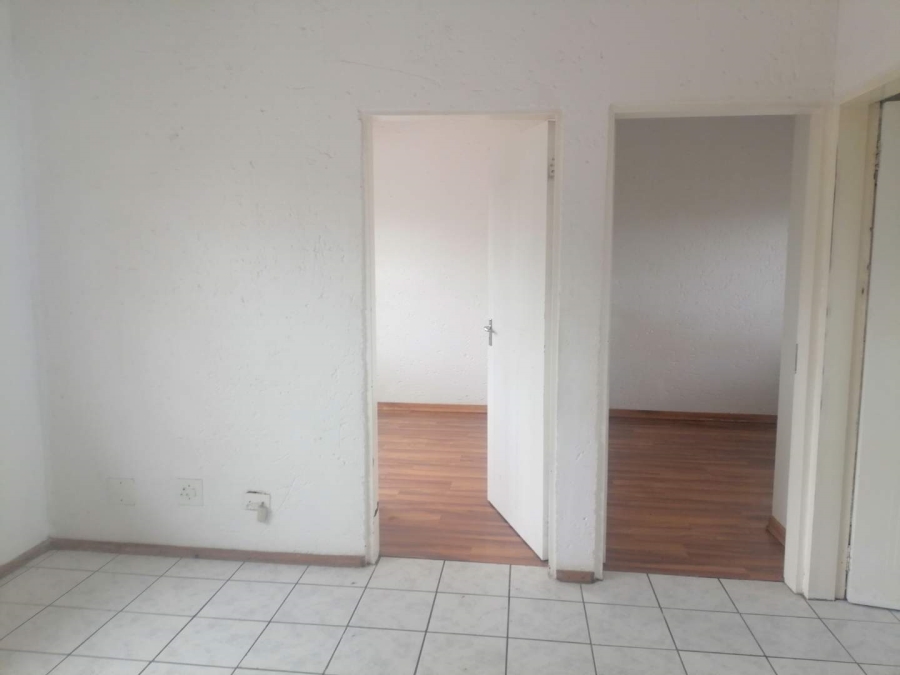 To Let 2 Bedroom Property for Rent in Eden Glen Gauteng