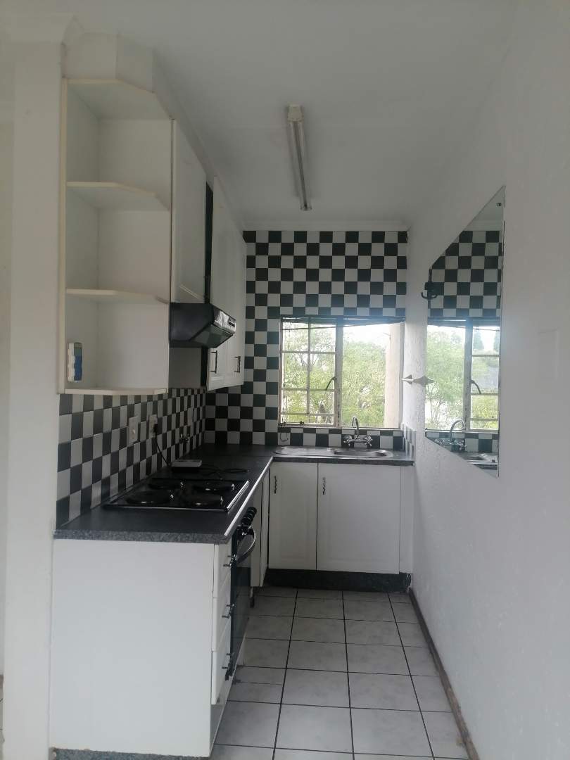 To Let 2 Bedroom Property for Rent in Eden Glen Gauteng