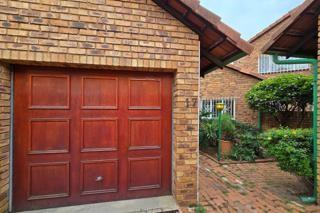 3 Bedroom Property for Sale in Bassonia Gauteng