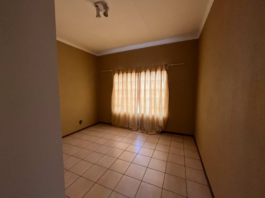 2 Bedroom Property for Sale in Primrose Gauteng