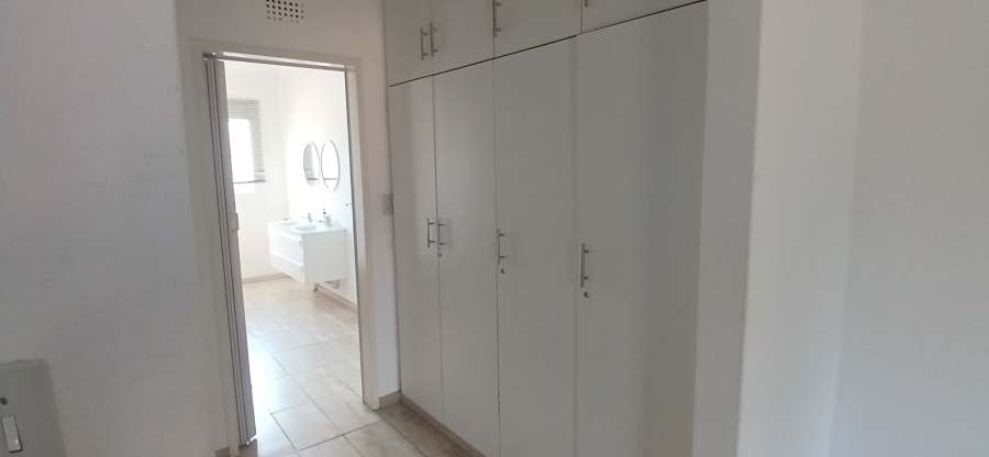 To Let 3 Bedroom Property for Rent in Bryanston West Gauteng