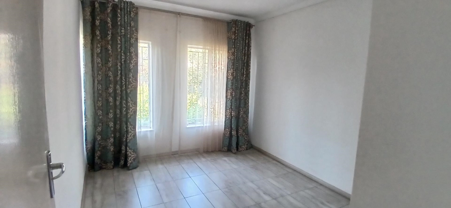 To Let 3 Bedroom Property for Rent in Bryanston West Gauteng