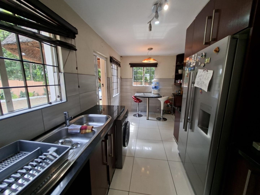 5 Bedroom Property for Sale in Buccleuch Gauteng