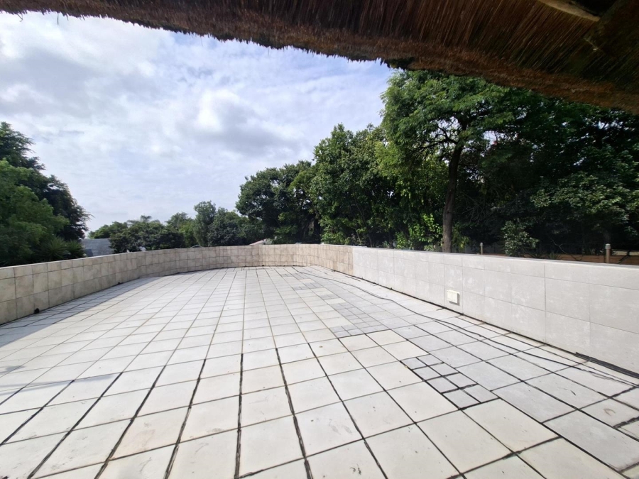 5 Bedroom Property for Sale in Buccleuch Gauteng