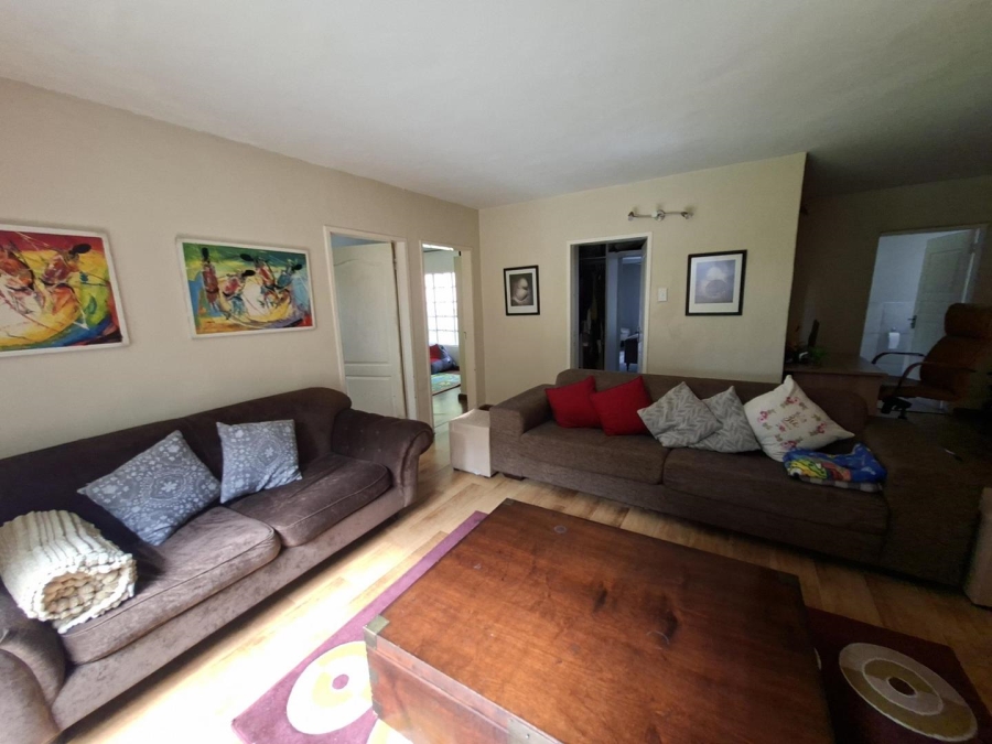 5 Bedroom Property for Sale in Buccleuch Gauteng