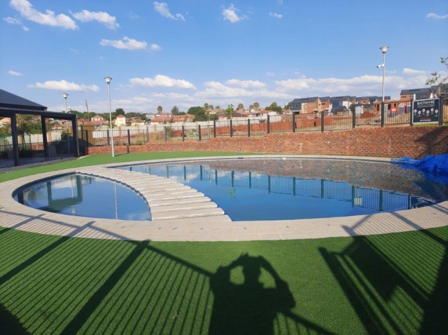 To Let 3 Bedroom Property for Rent in North Riding Gauteng