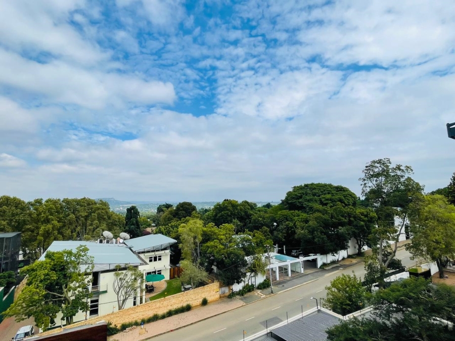 3 Bedroom Property for Sale in Rosebank Gauteng