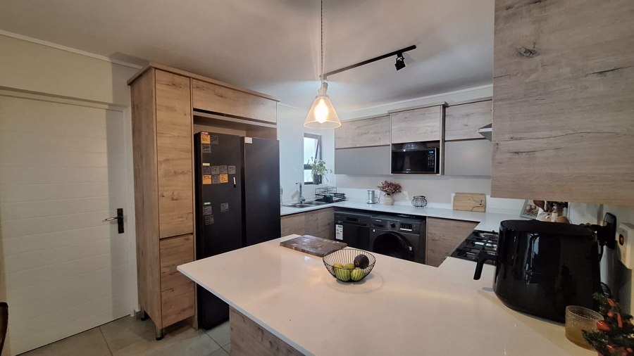 To Let 2 Bedroom Property for Rent in Noordhang Gauteng