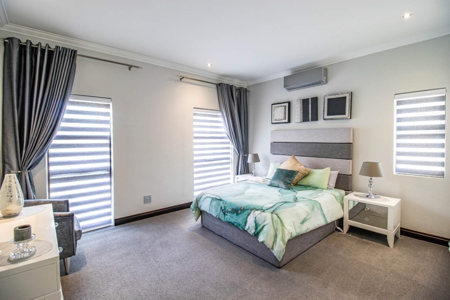 3 Bedroom Property for Sale in Northcliff Gauteng