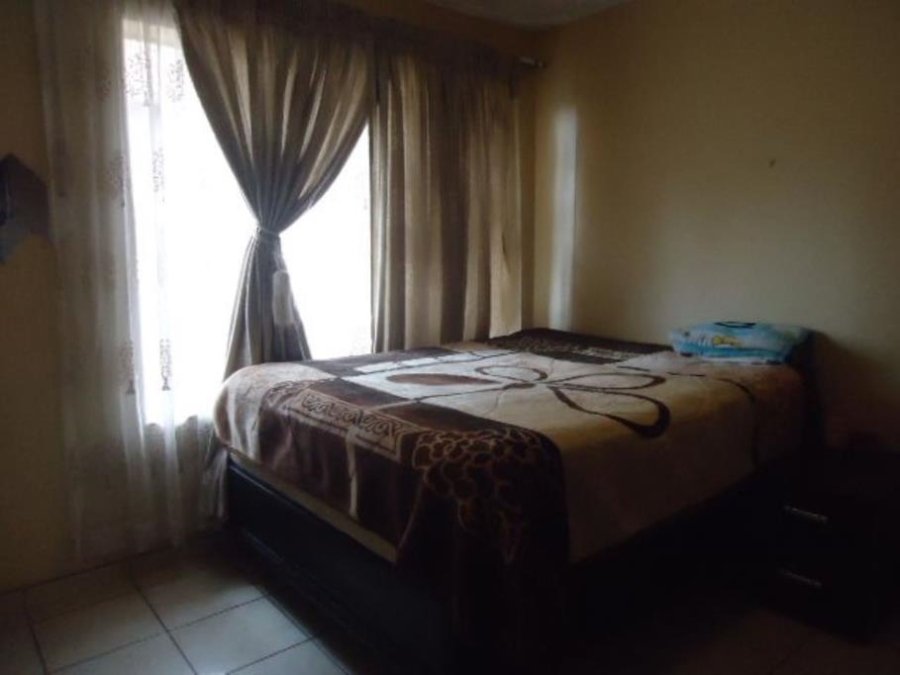 2 Bedroom Property for Sale in Silverton Gauteng