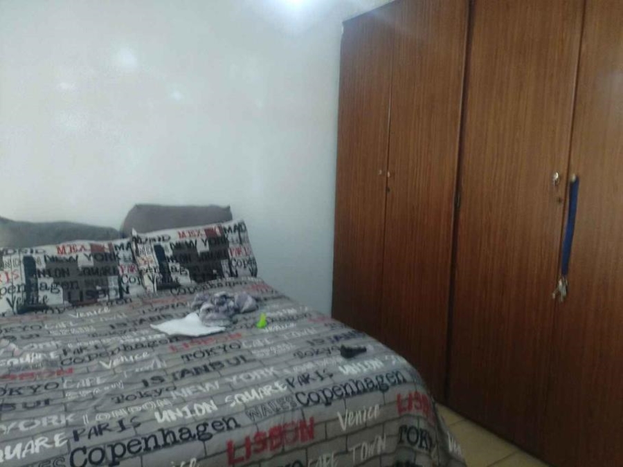 2 Bedroom Property for Sale in Silverton Gauteng