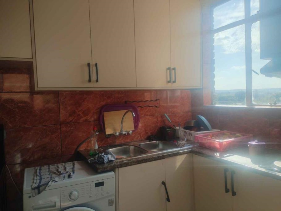 2 Bedroom Property for Sale in Silverton Gauteng