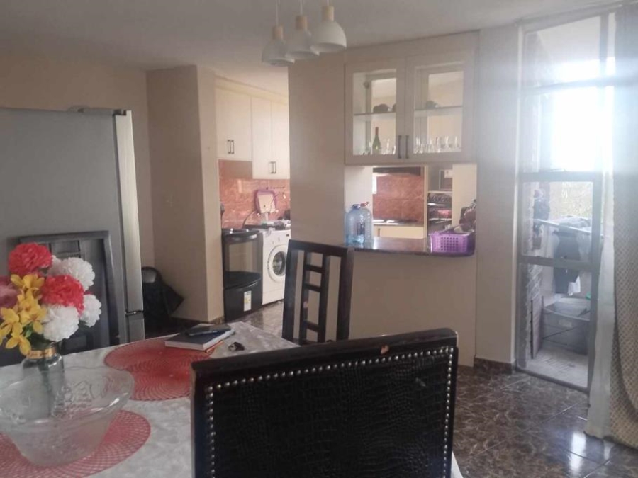 2 Bedroom Property for Sale in Silverton Gauteng