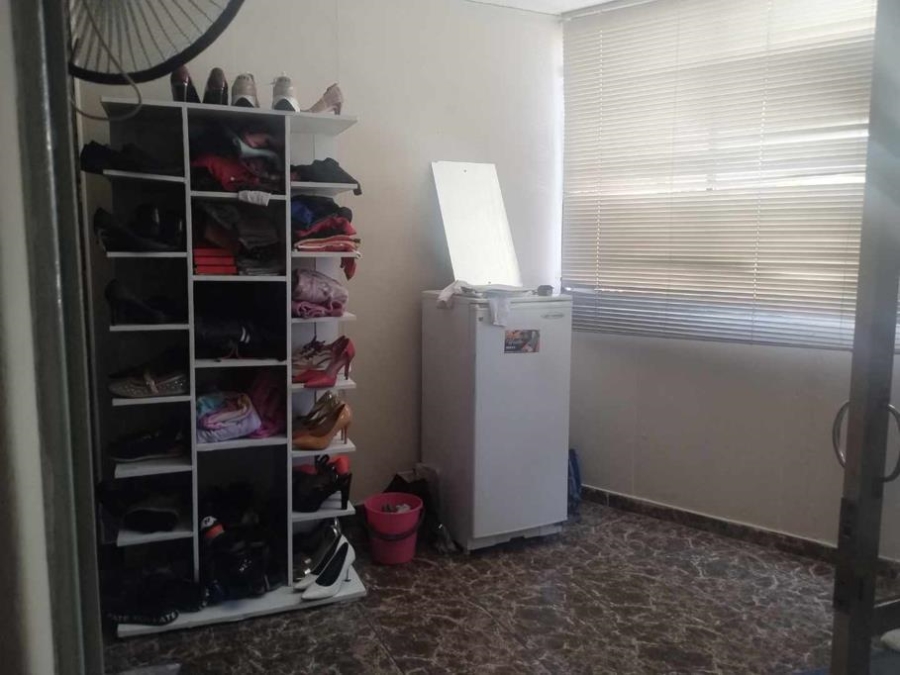 2 Bedroom Property for Sale in Silverton Gauteng