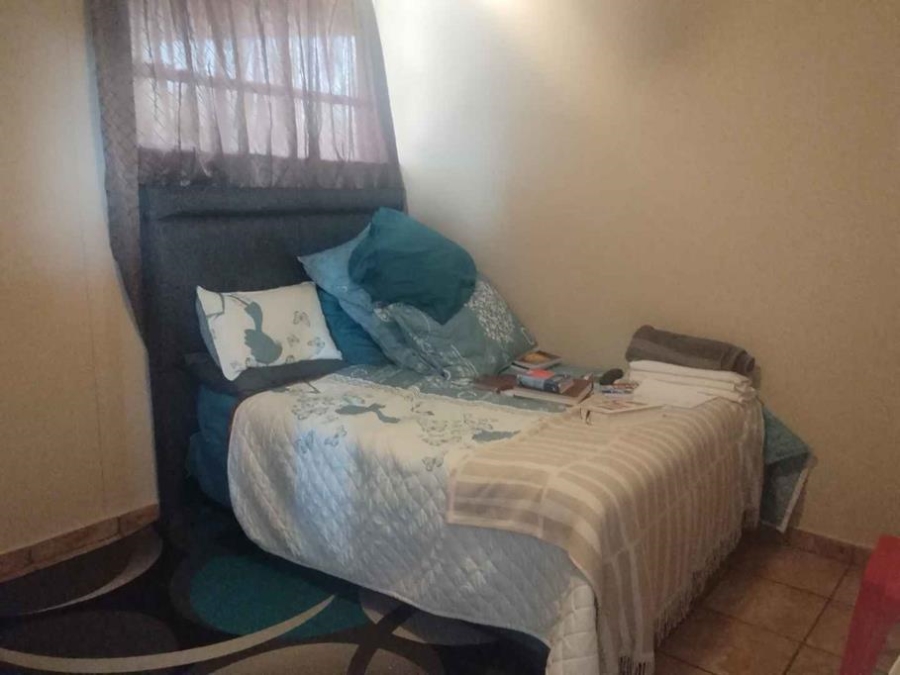 2 Bedroom Property for Sale in Silverton Gauteng