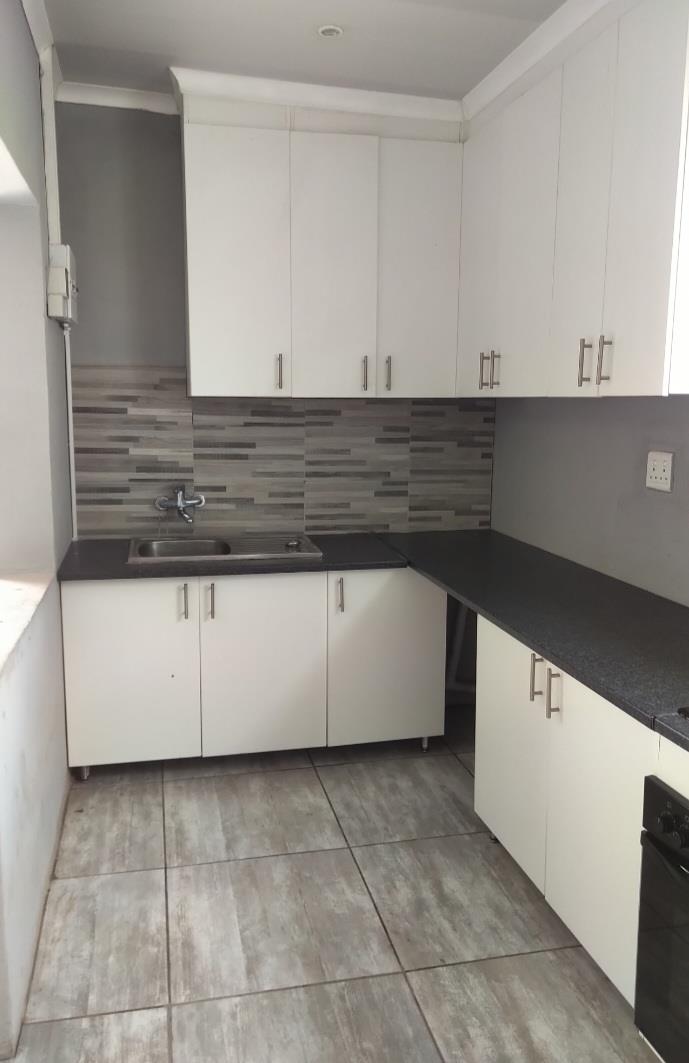 To Let 2 Bedroom Property for Rent in Queenswood Gauteng