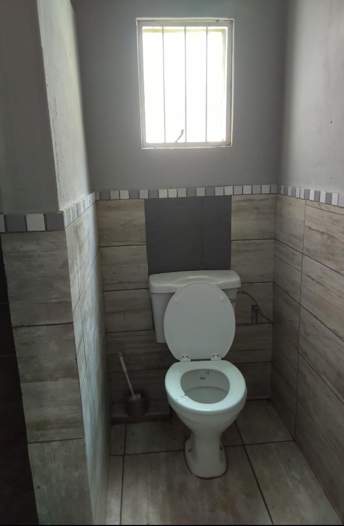 To Let 2 Bedroom Property for Rent in Queenswood Gauteng