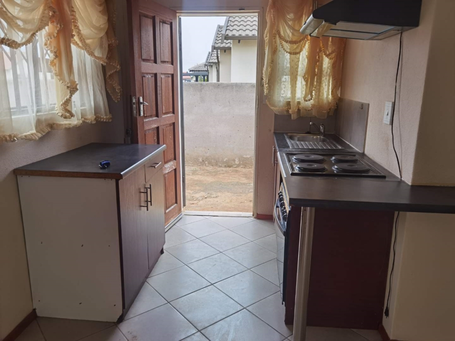 2 Bedroom Property for Sale in Modderbee Gauteng