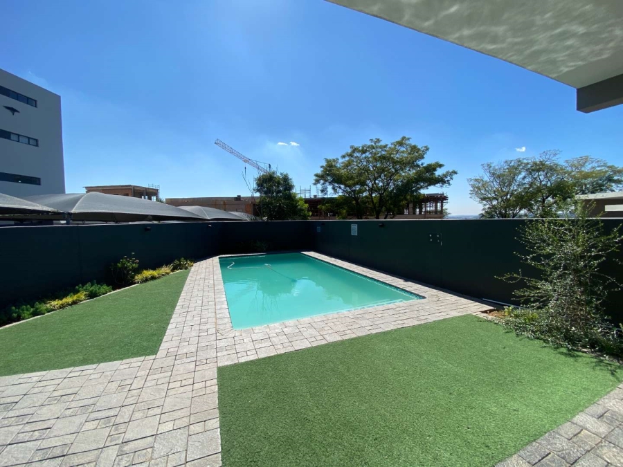 2 Bedroom Property for Sale in North Riding Gauteng