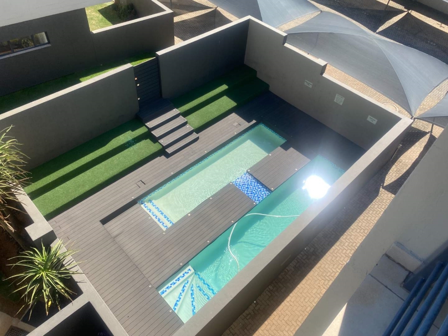 2 Bedroom Property for Sale in North Riding Gauteng