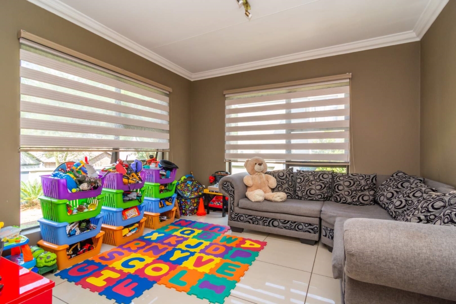 3 Bedroom Property for Sale in Homes Haven Gauteng