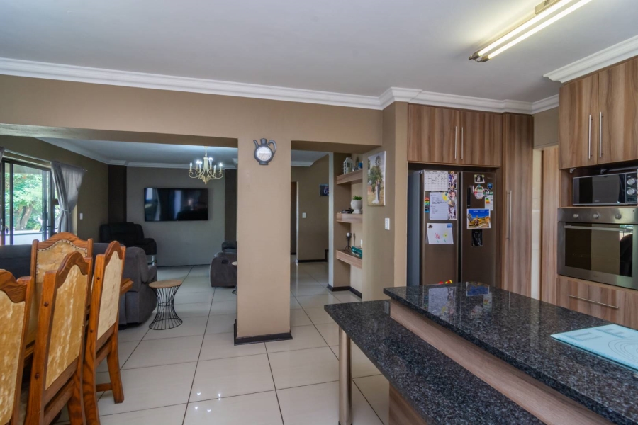 3 Bedroom Property for Sale in Homes Haven Gauteng