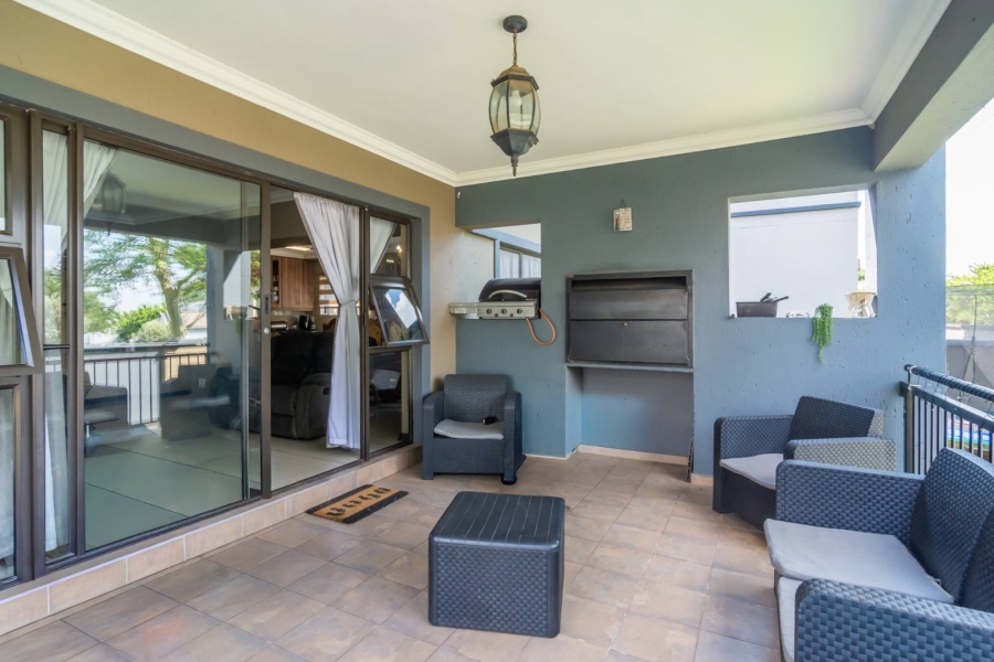 3 Bedroom Property for Sale in Homes Haven Gauteng