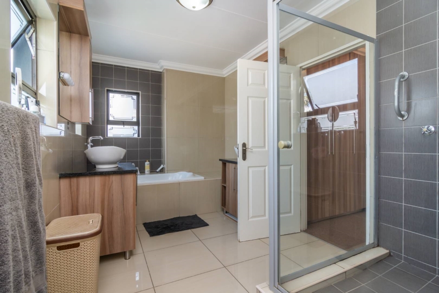 3 Bedroom Property for Sale in Homes Haven Gauteng