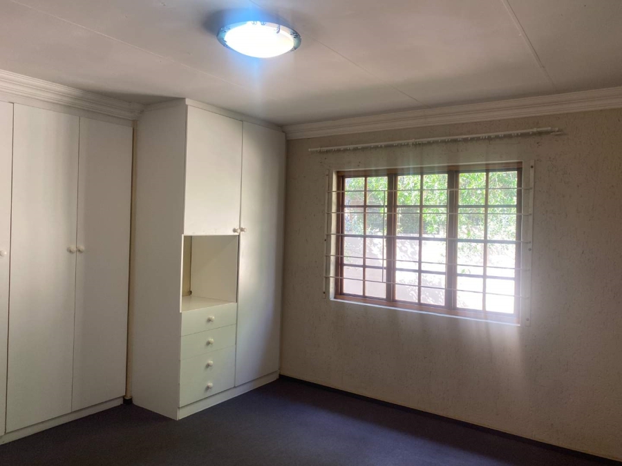 3 Bedroom Property for Sale in Rangeview Gauteng