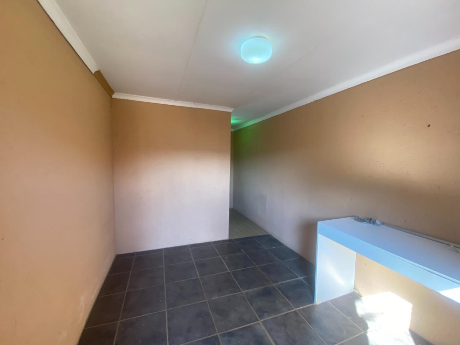 3 Bedroom Property for Sale in Rangeview Gauteng
