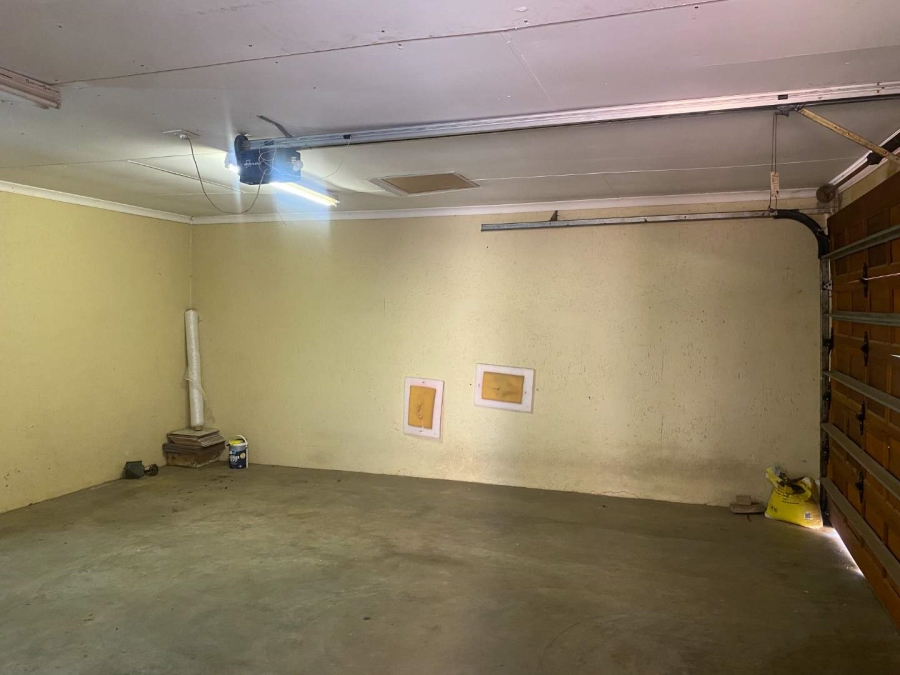 3 Bedroom Property for Sale in Rangeview Gauteng