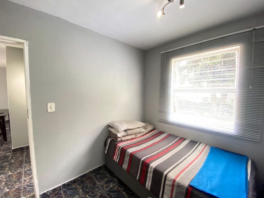 2 Bedroom Property for Sale in Ridgeway Gauteng