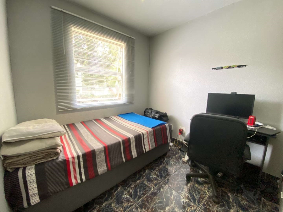 2 Bedroom Property for Sale in Ridgeway Gauteng