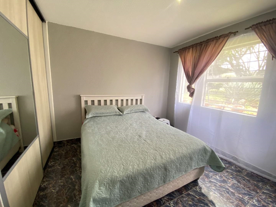 2 Bedroom Property for Sale in Ridgeway Gauteng