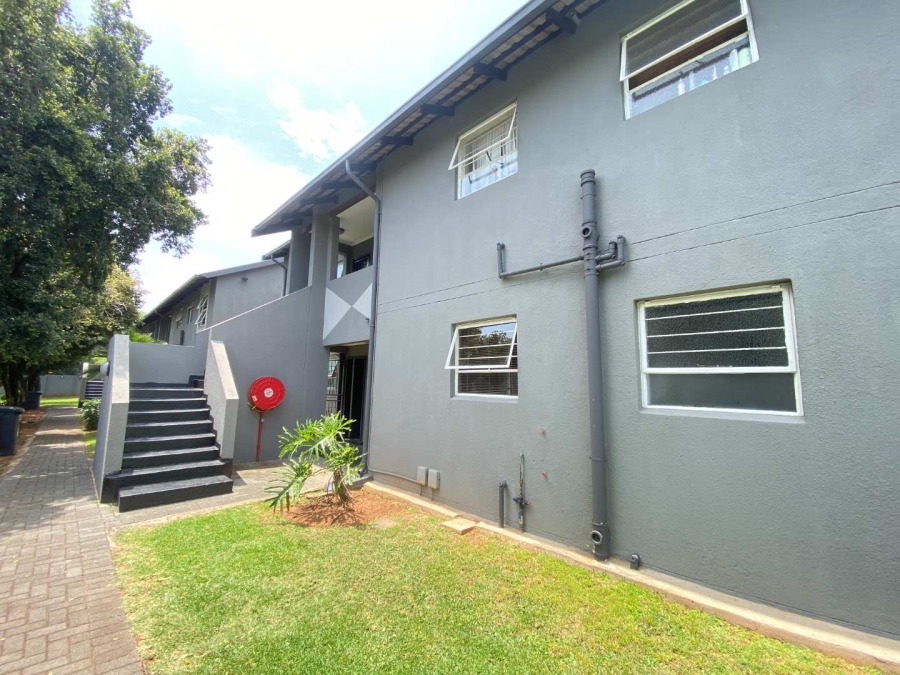 2 Bedroom Property for Sale in Ridgeway Gauteng