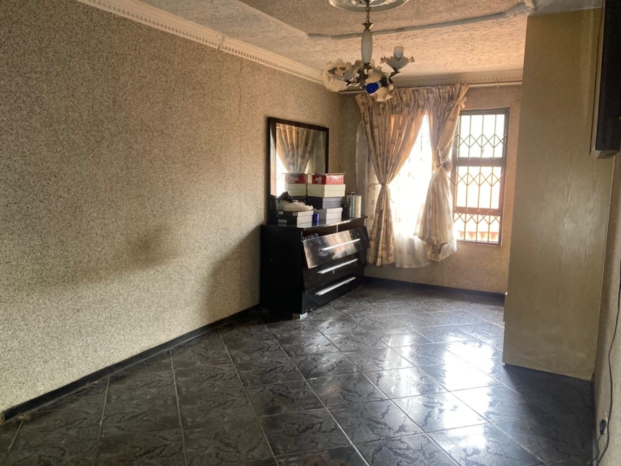3 Bedroom Property for Sale in Protea Glen Gauteng
