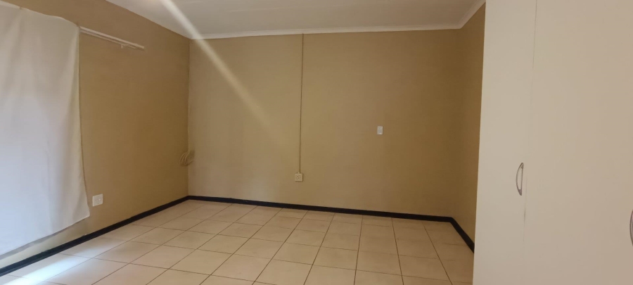 To Let 1 Bedroom Property for Rent in Birchleigh Gauteng