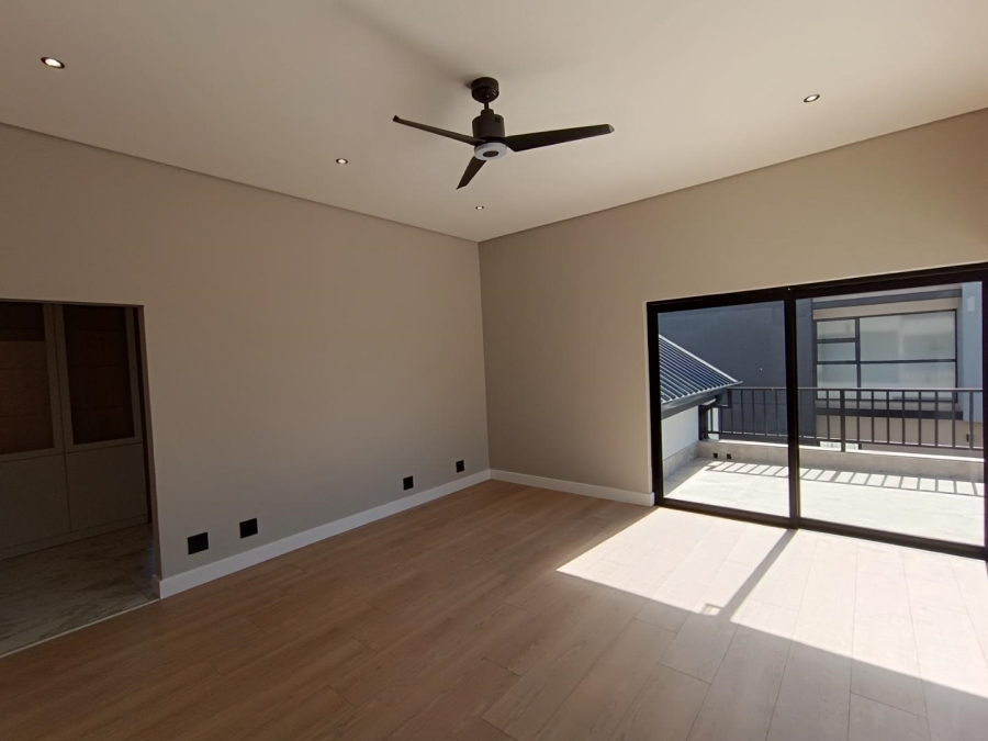 5 Bedroom Property for Sale in Midstream Heights Gauteng