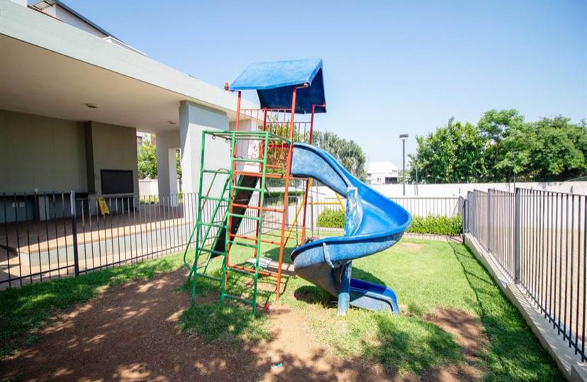 To Let 2 Bedroom Property for Rent in Ferndale Gauteng