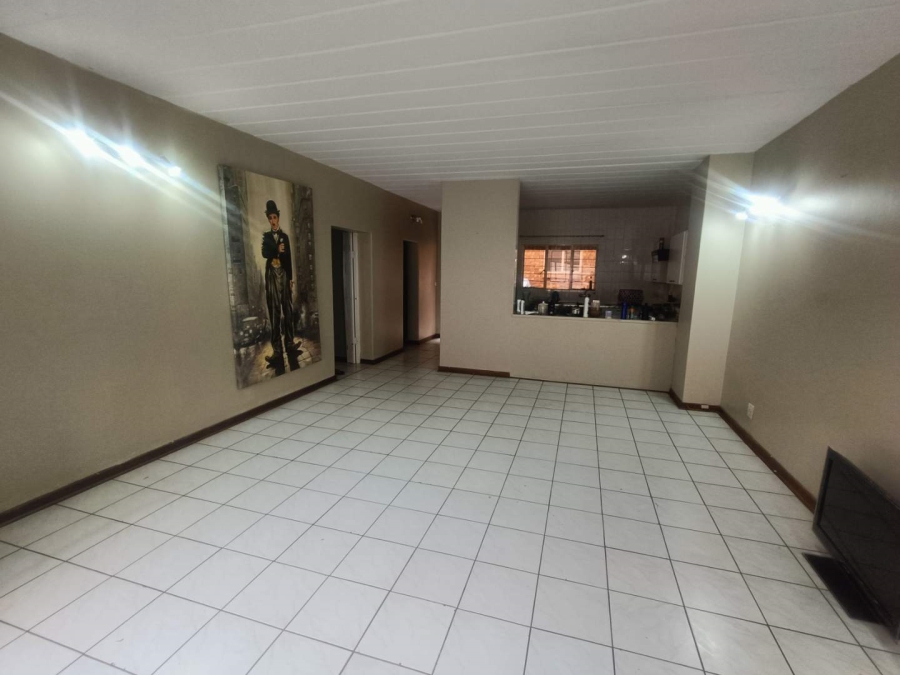 To Let 3 Bedroom Property for Rent in Zwartkop Gauteng