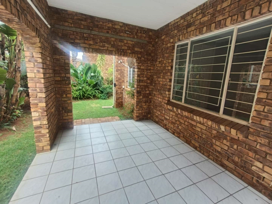 To Let 3 Bedroom Property for Rent in Zwartkop Gauteng