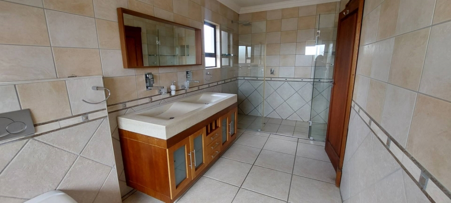3 Bedroom Property for Sale in Silverwoods Country Estate Gauteng