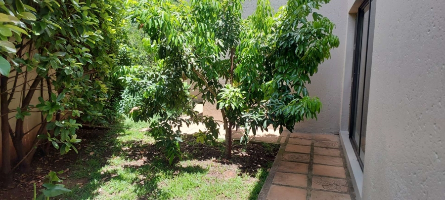 3 Bedroom Property for Sale in Silverwoods Country Estate Gauteng